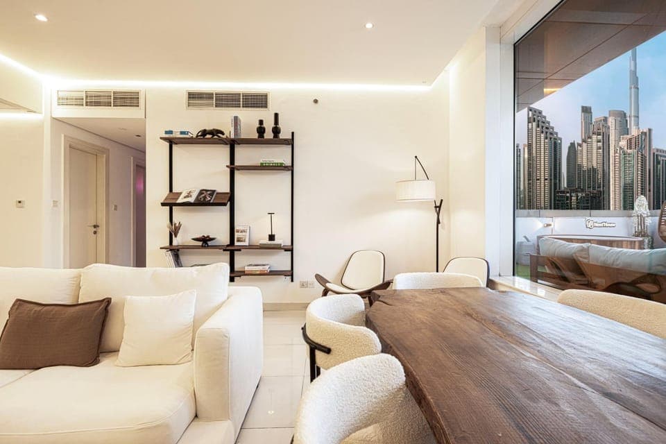 Living room, Seating area, Dining area