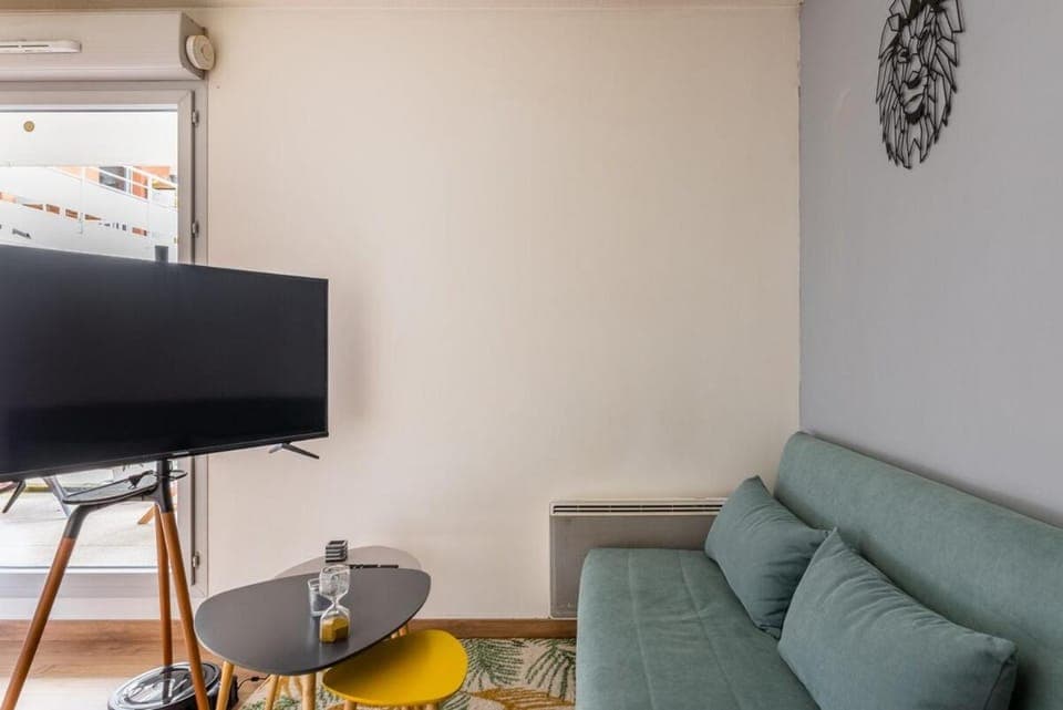 TV and multimedia, Living room