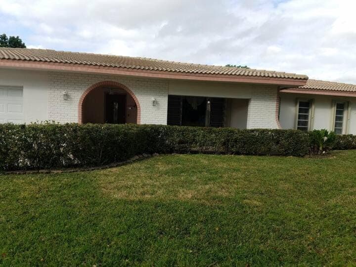 Property building, Day