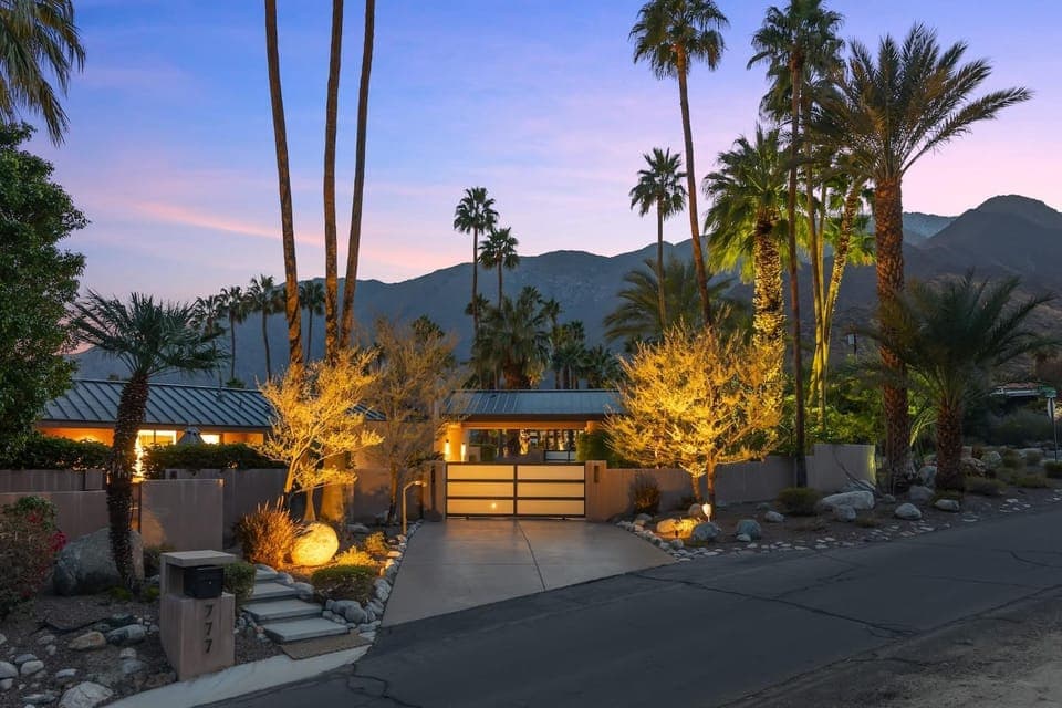 Palm Springs Confidential House in Palm Springs