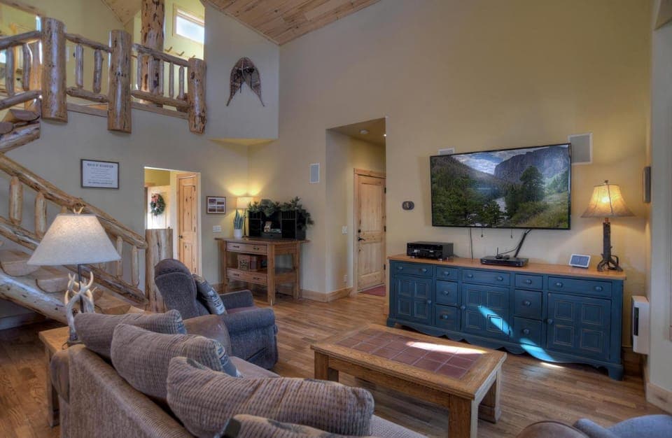 Off the Beaten Path House in South Fork