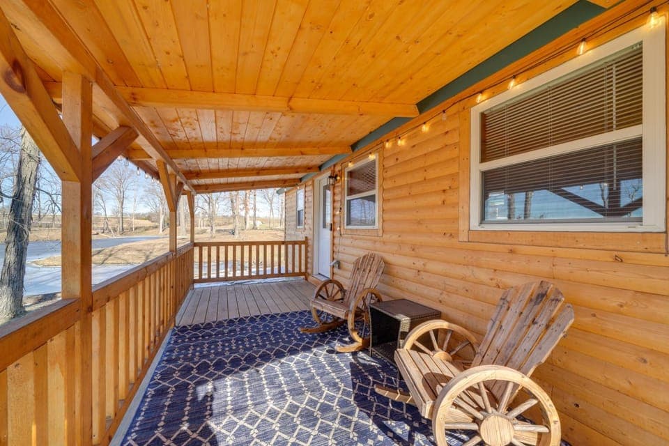 31 Mi to Louisville: Cabin on 235 Acres! Cabin in Indiana