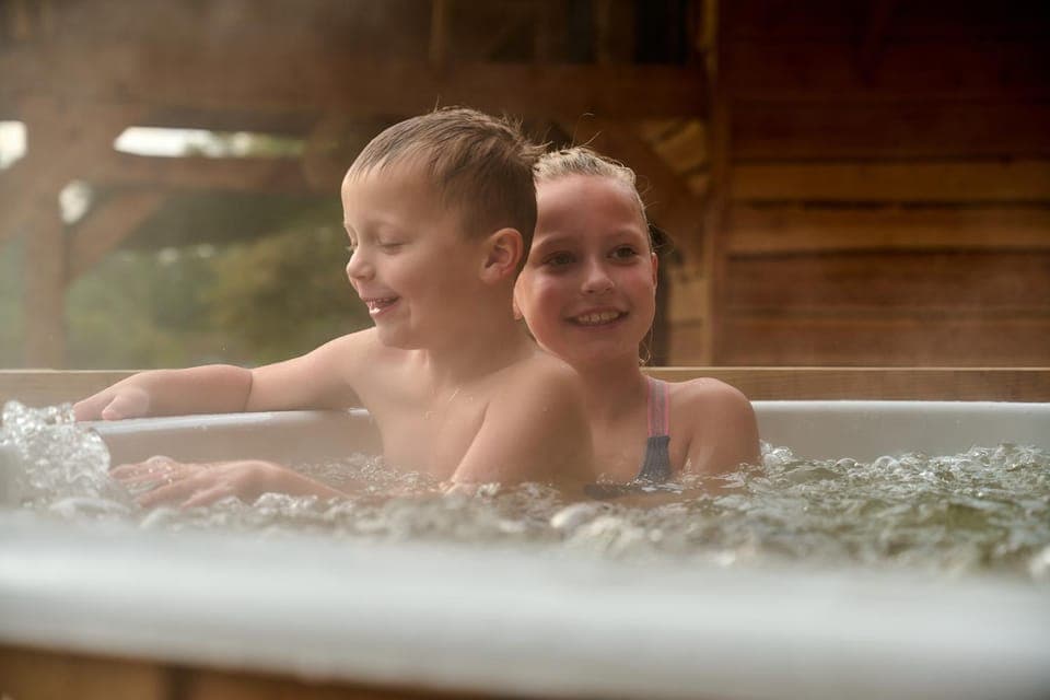 People, Hot Tub, children