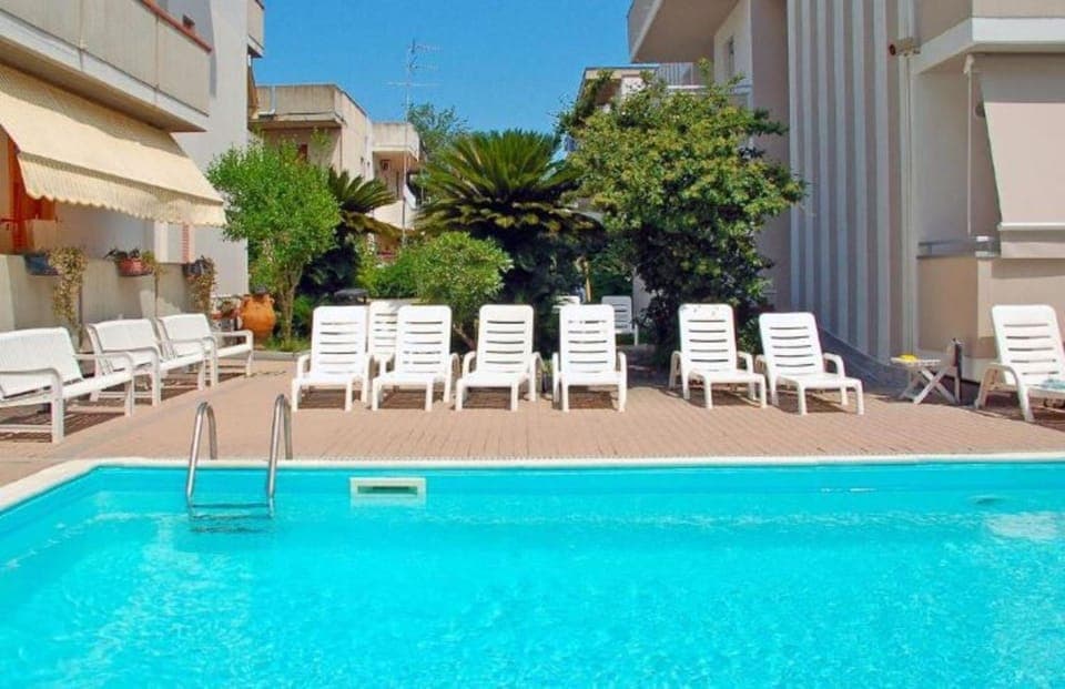 Spring, Summer, Autumn, Swimming pool