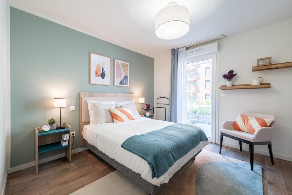 Bed, Photo of the whole room, Bedroom