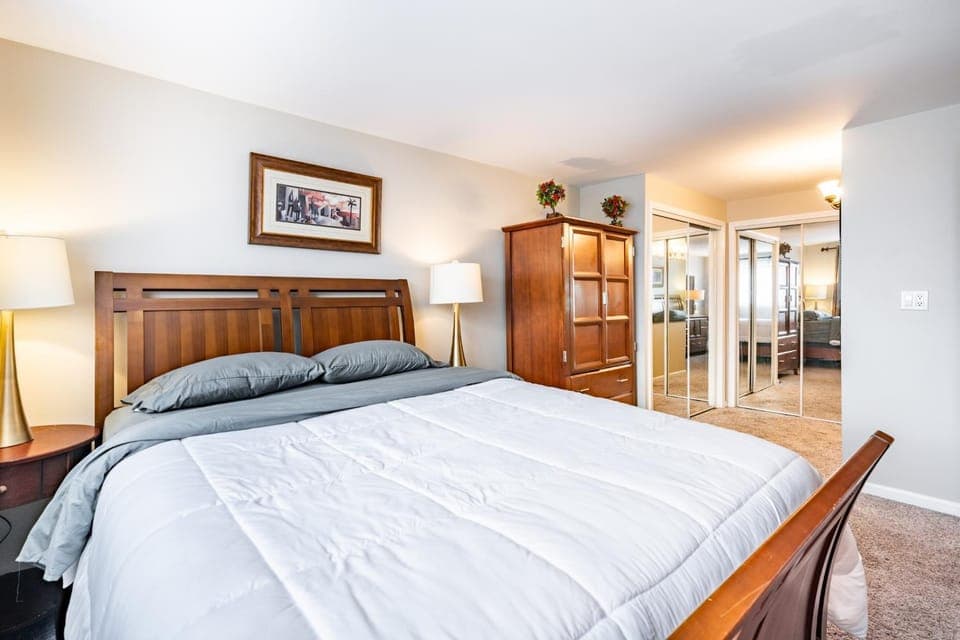Bed, Bedroom