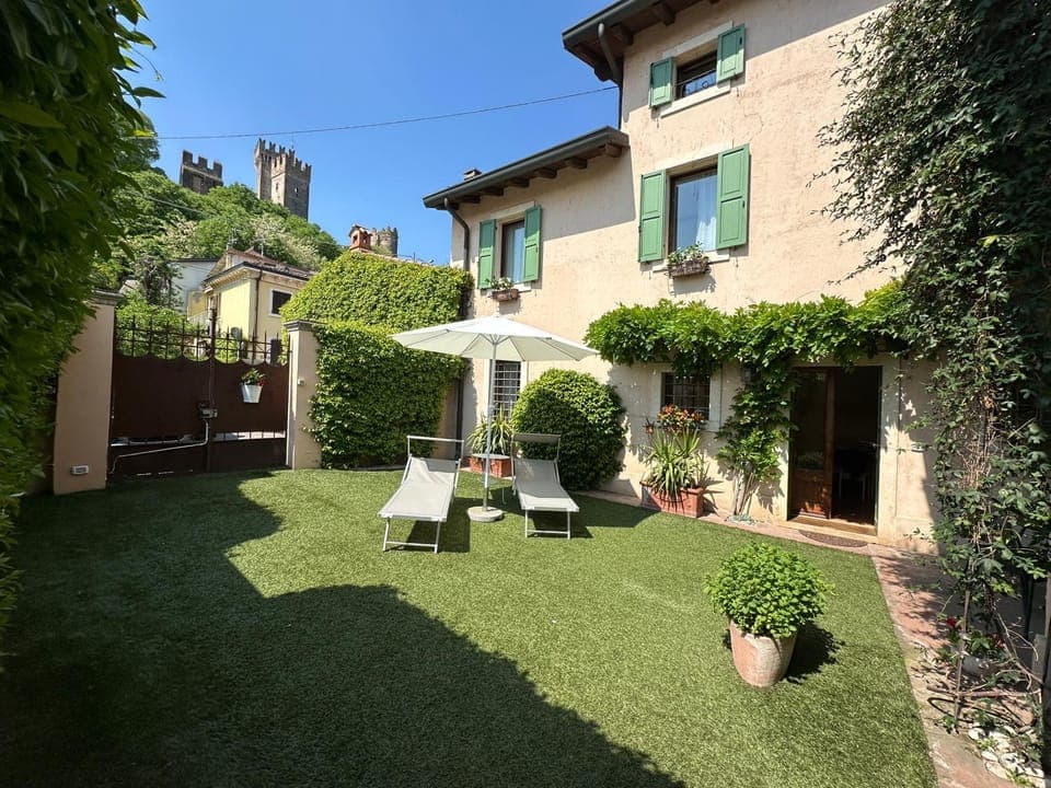 Property building, Garden