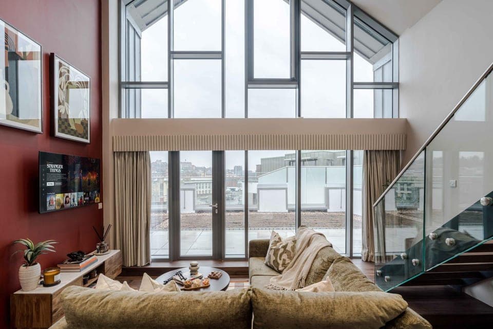 TV and multimedia, Living room, Seating area