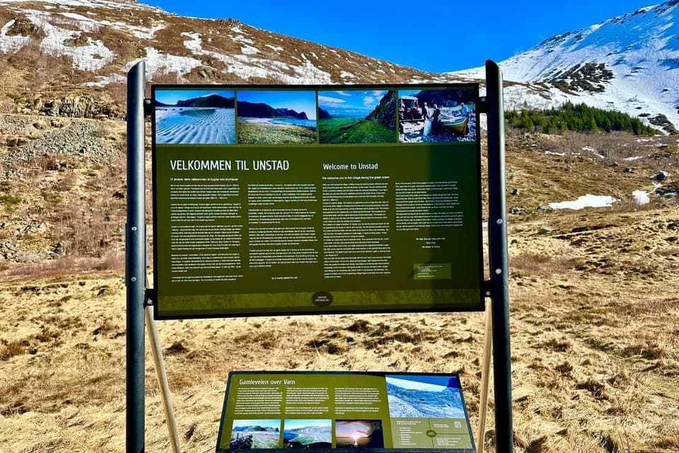 Nearby landmark, Mountain view