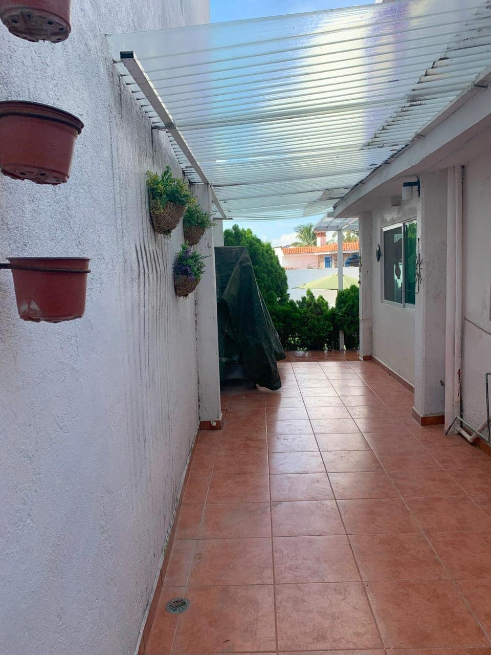 Property building, Day