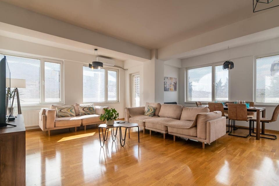 View (from property/room), Living room, Quiet street view