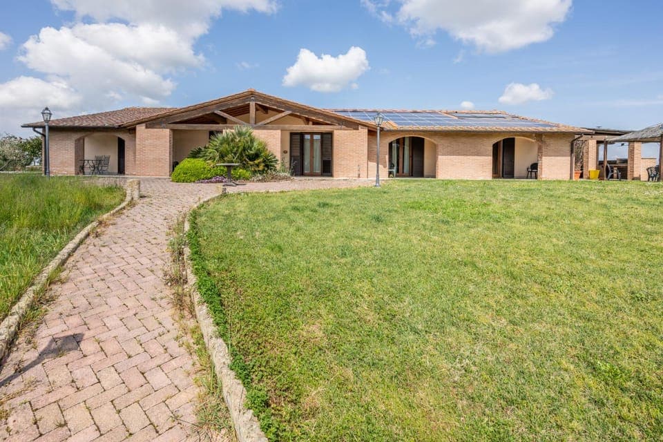 Property building, Garden