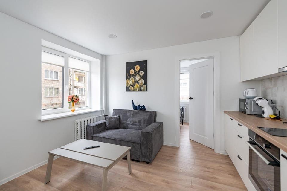 Kitchen or kitchenette, Living room, Seating area, Dining area, pet friendly, stove