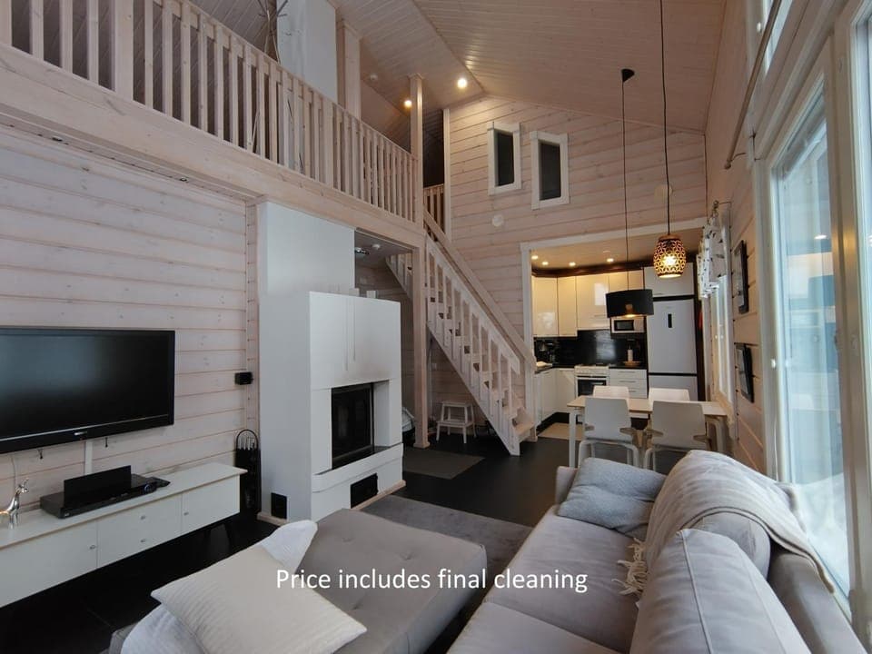 TV and multimedia, Kitchen or kitchenette, Living room, Seating area, Evening entertainment