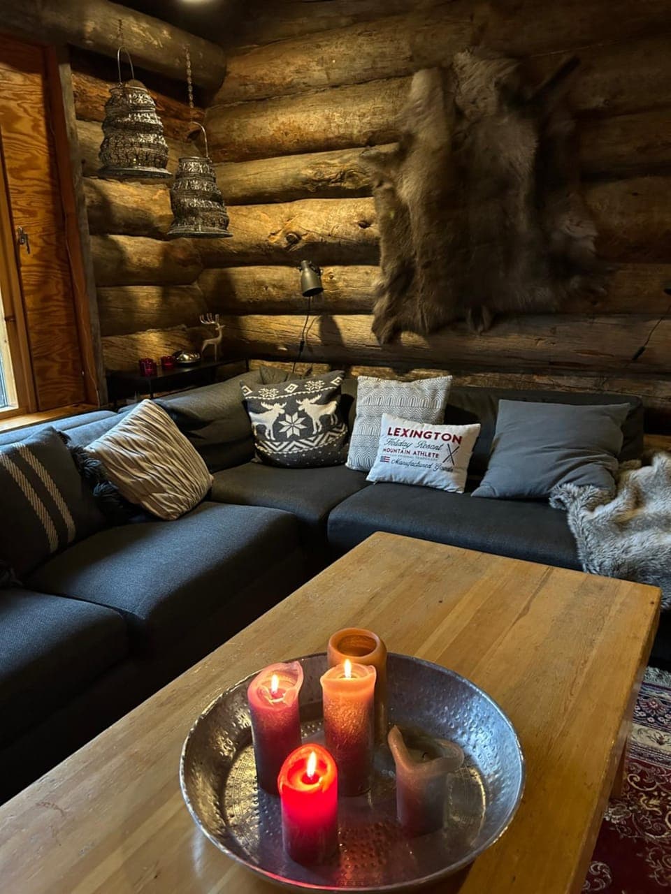 Communal lounge/ TV room, Living room, Seating area