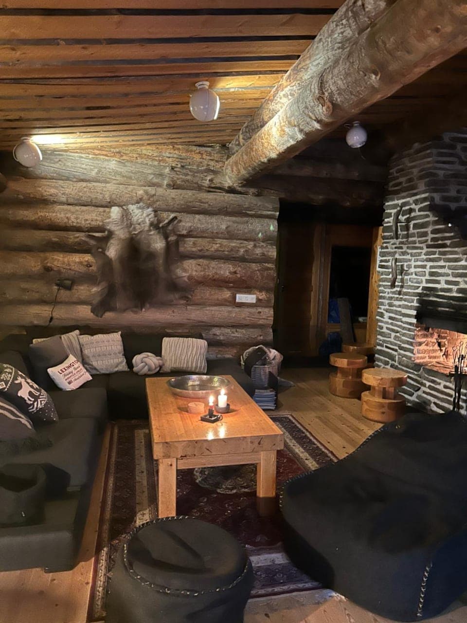 Living room, Seating area, fireplace, fireplace