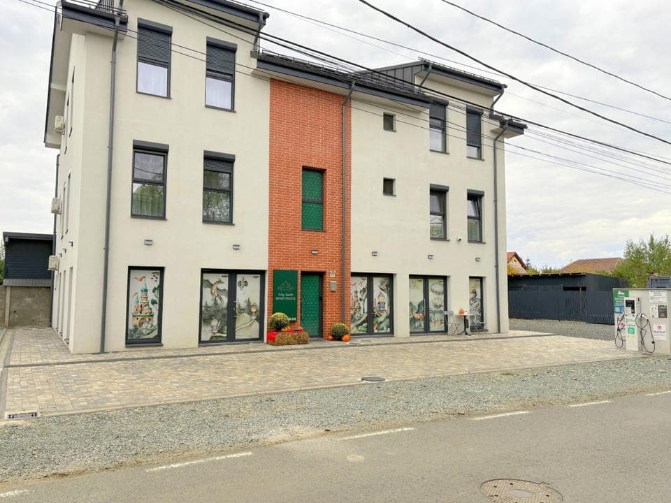 View (from property/room), Street view, Quiet street view