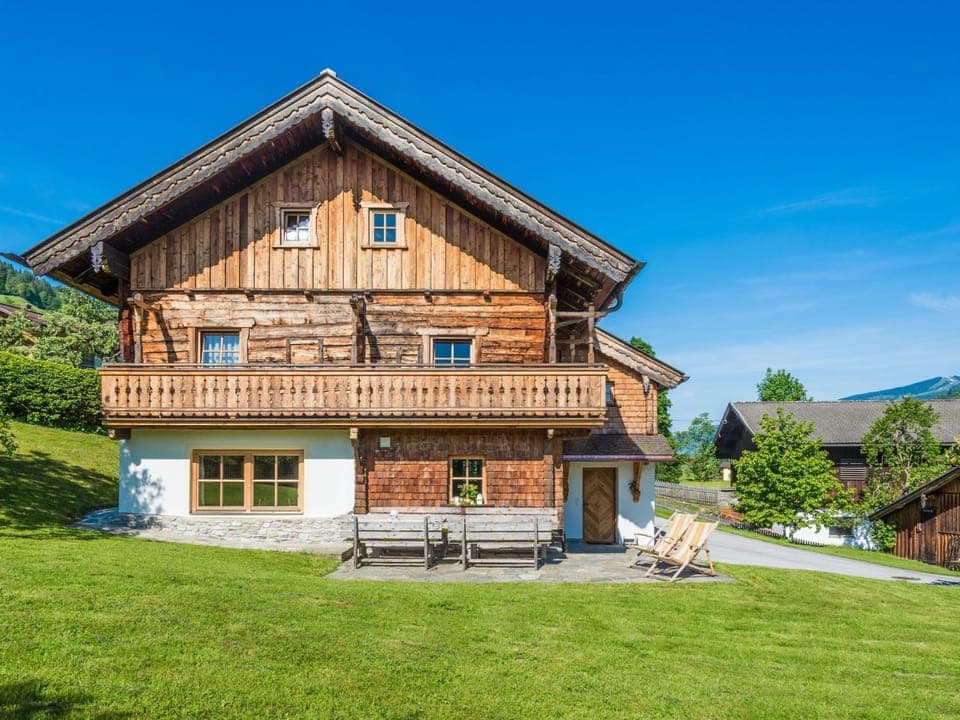 Property building, Day, Garden, Garden view