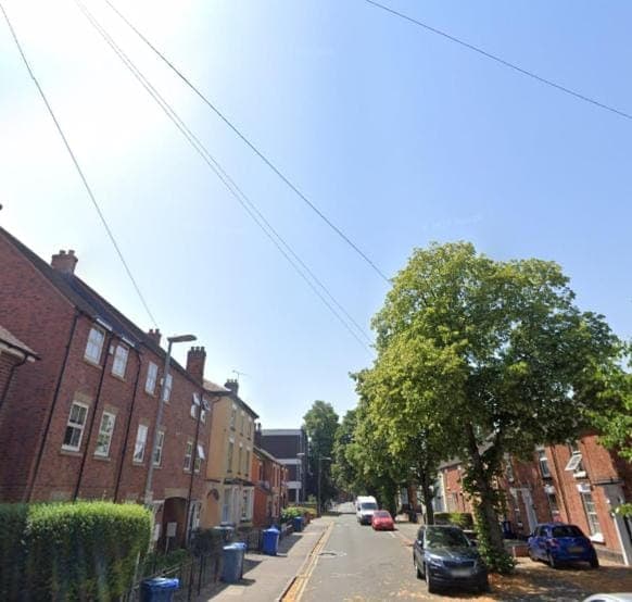 Neighbourhood, Location