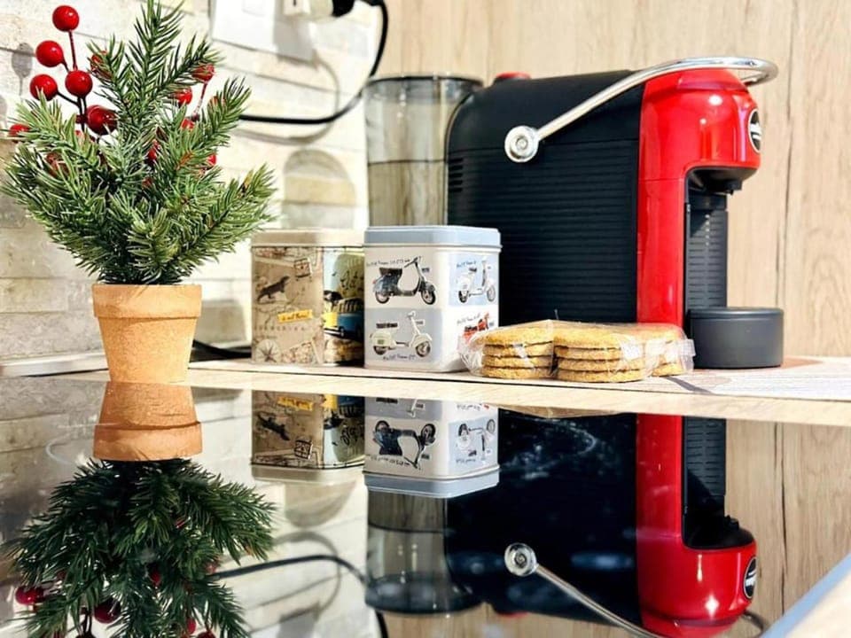 Coffee/tea facilities, Kitchen or kitchenette