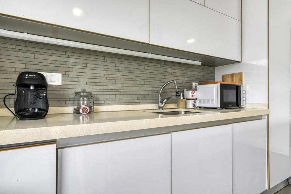 Kitchen or kitchenette, Living room