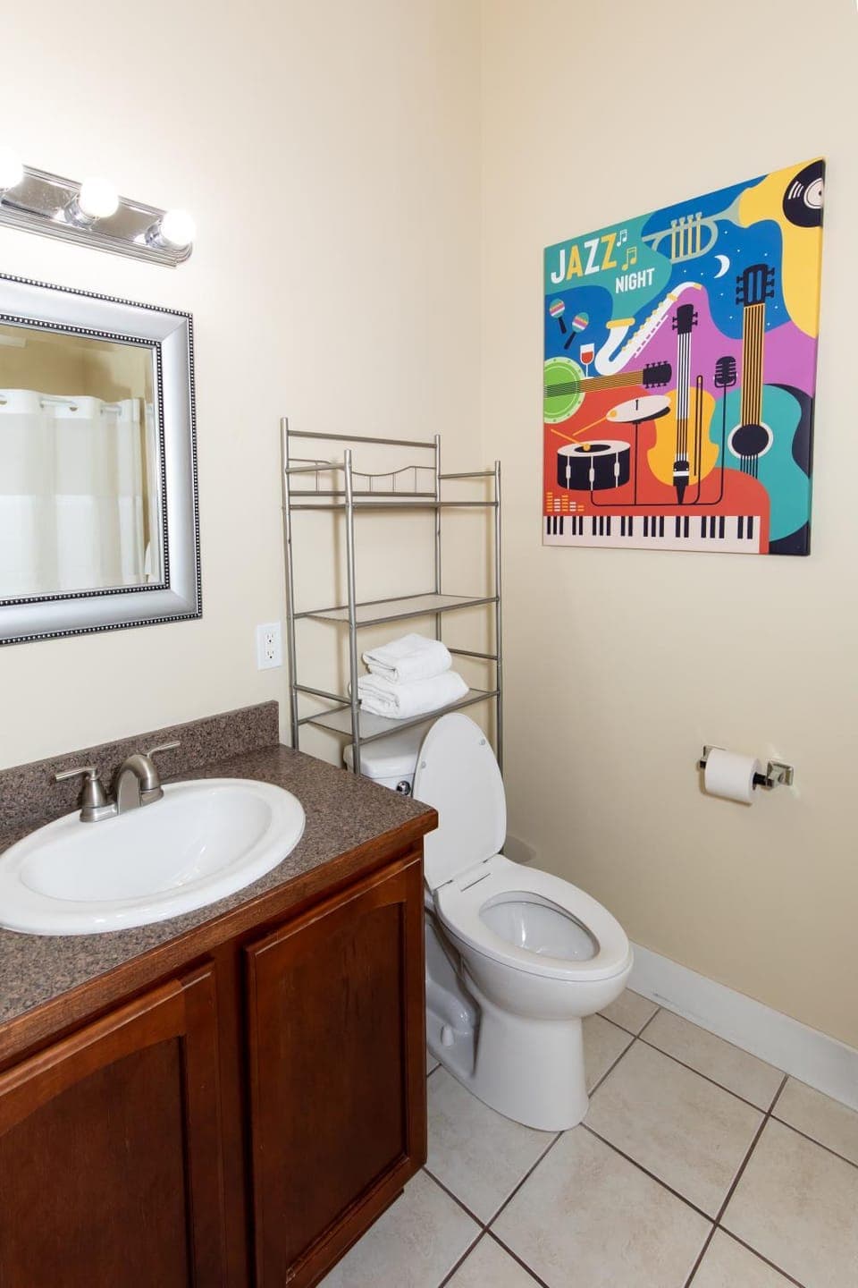 Toilet, Bathroom, towels