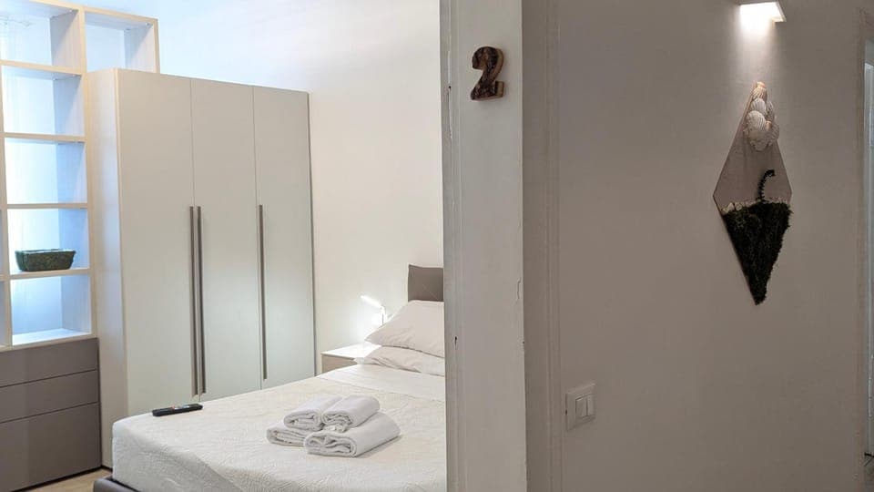 Bed, Photo of the whole room, Bedroom, towels, wardrobe