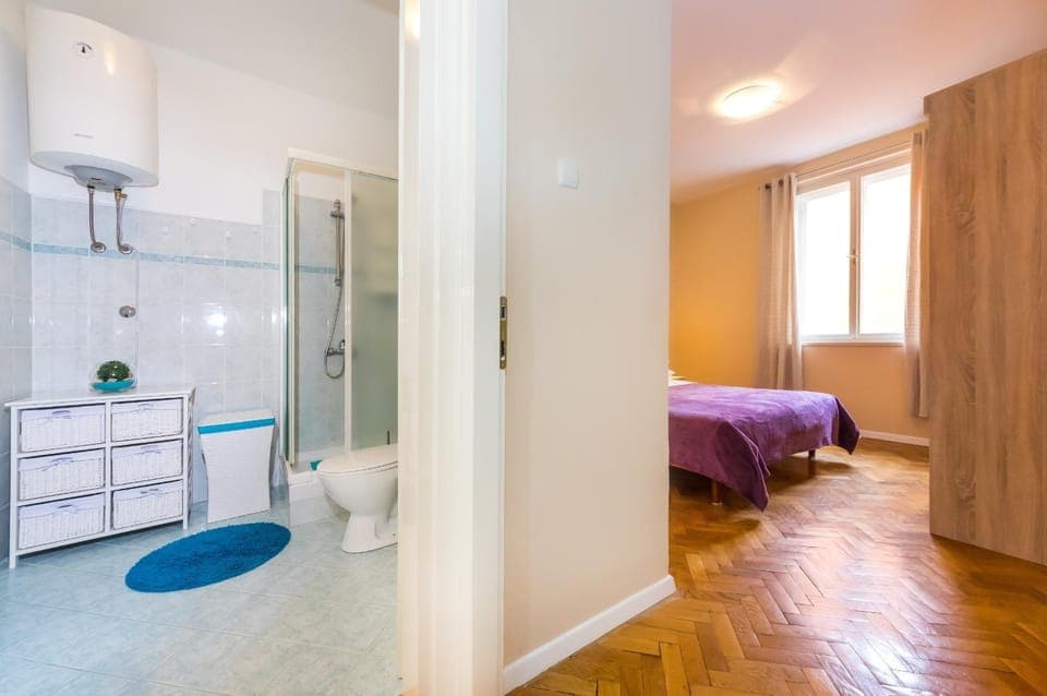 Bathroom, Other, Decorative detail, Bedroom