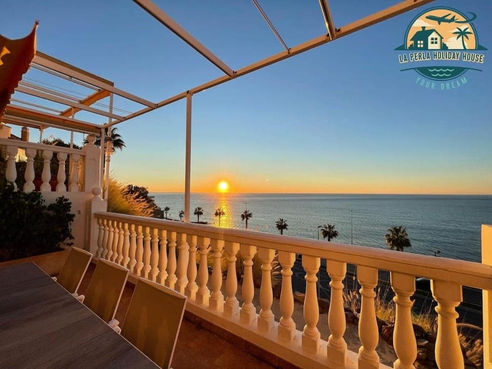 Day, Natural landscape, View (from property/room), Balcony/Terrace, Sea view, Sunrise