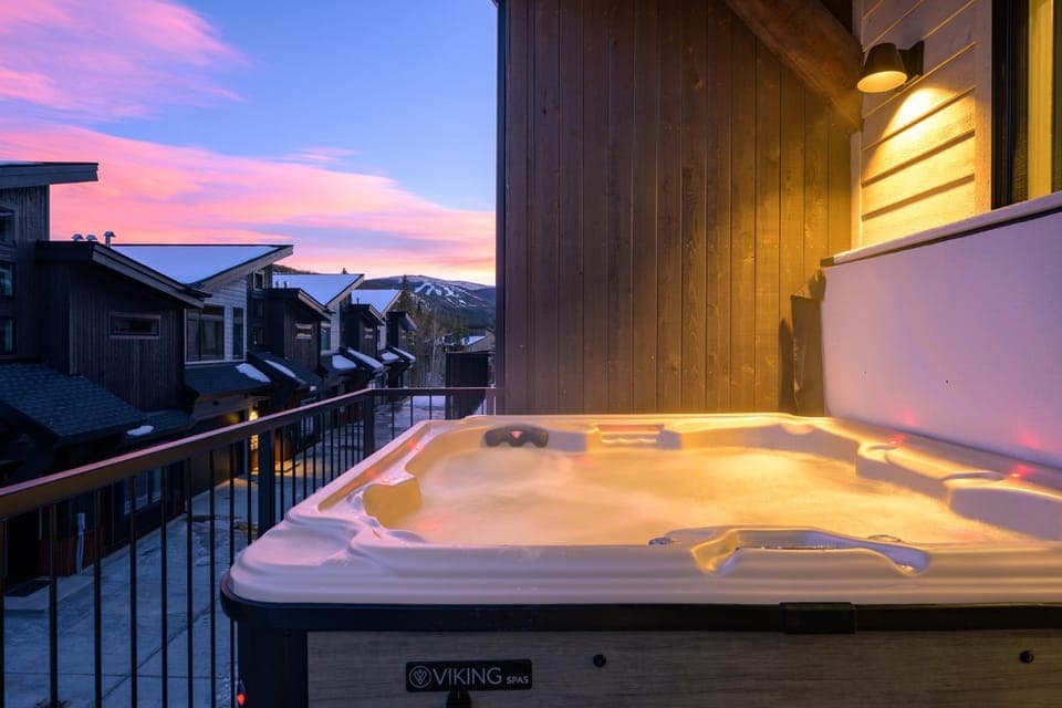 Hot Tub