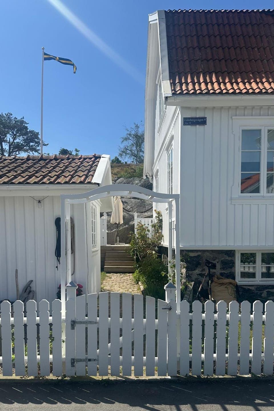 Property building, Garden