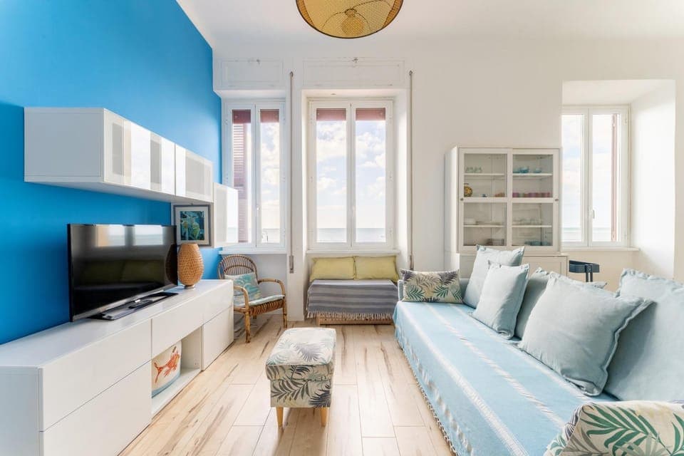 TV and multimedia, Living room, Photo of the whole room