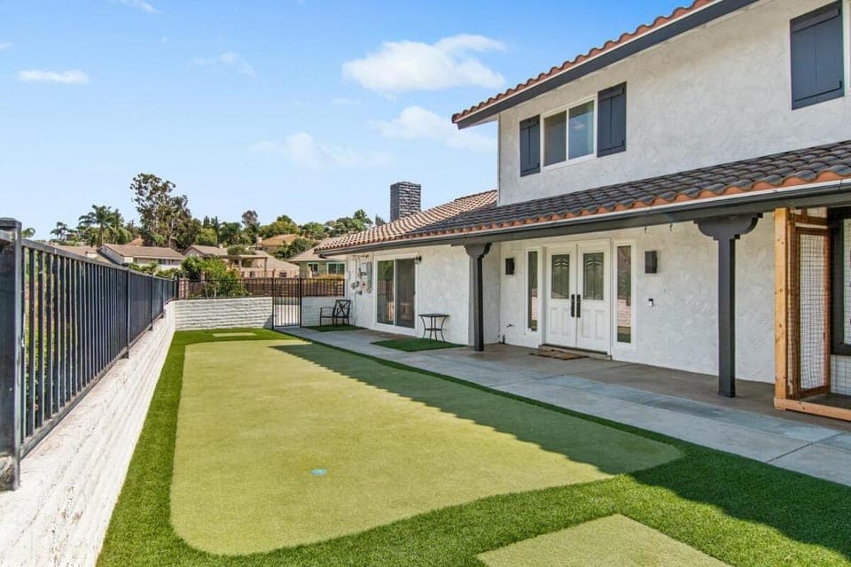 Property building, Spring, Day, Garden, Garden view