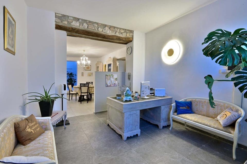 Lobby or reception, Breakfast