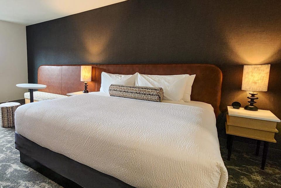 Bed, Photo of the whole room