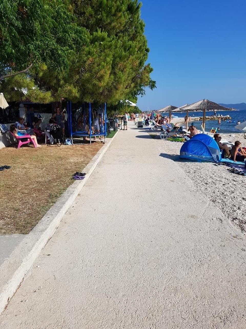 Day, Neighbourhood, Beach