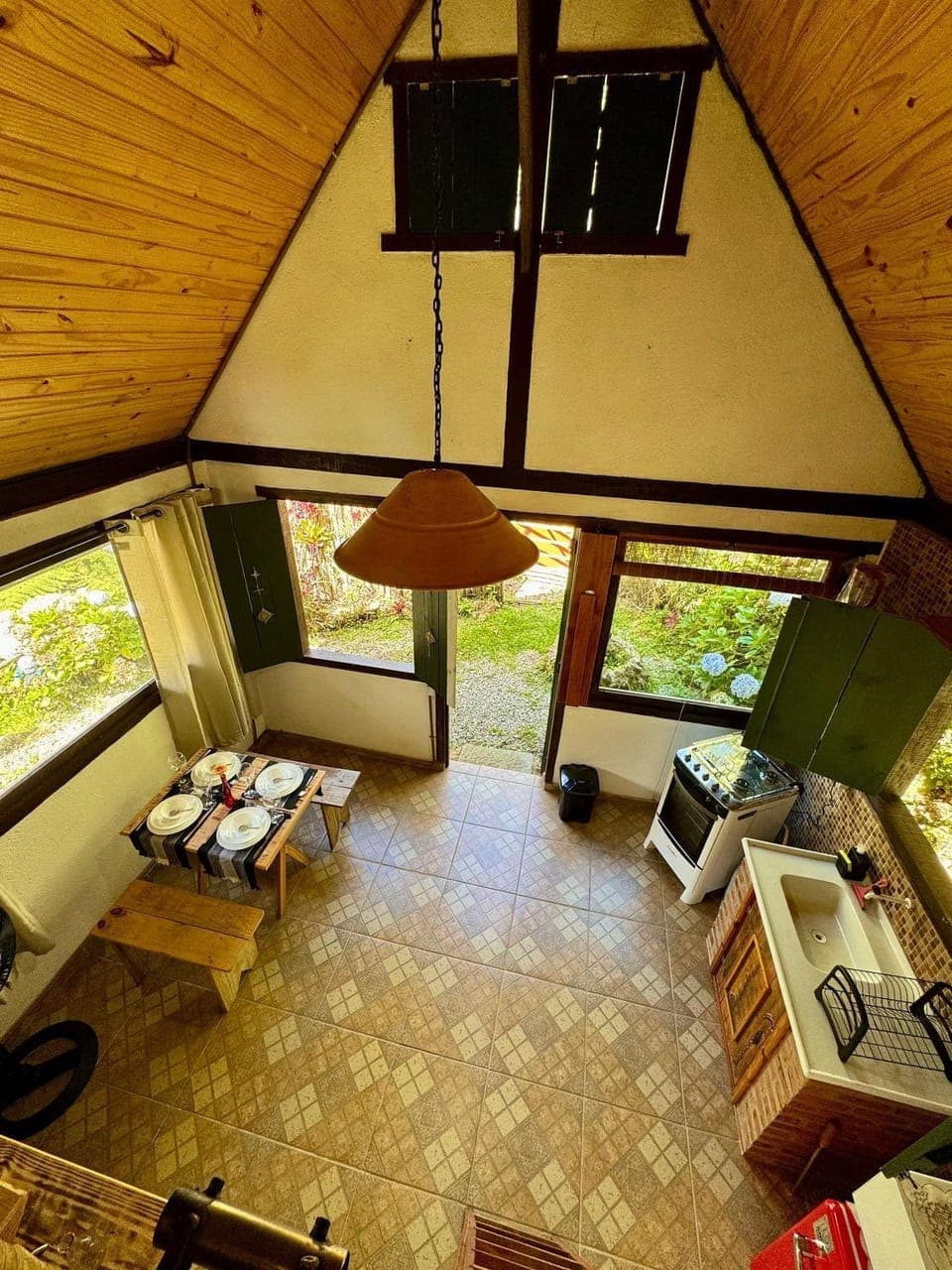 Kitchen or kitchenette, Living room