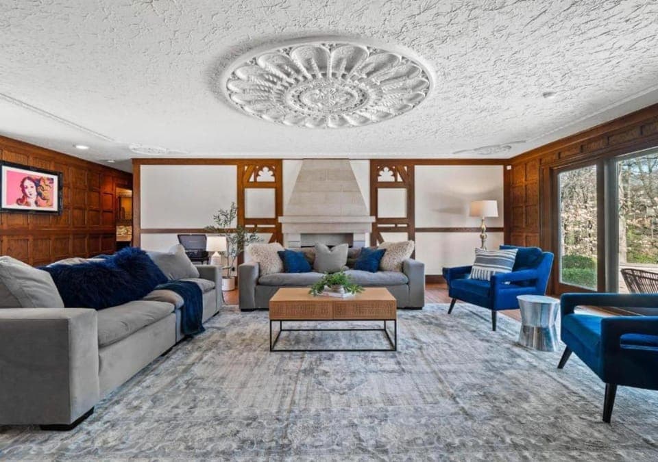 TV and multimedia, Living room