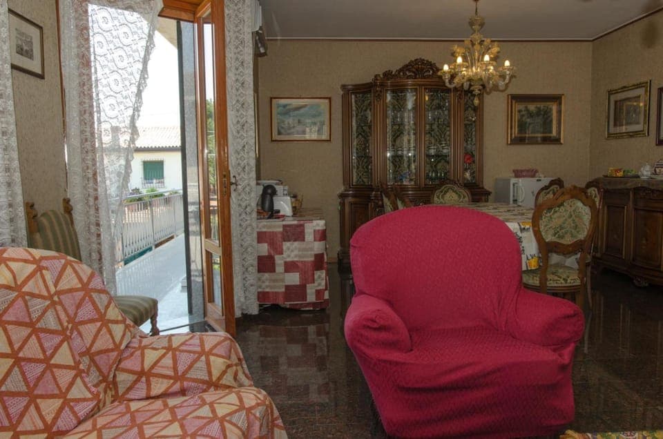 Living room, Lounge or bar, Seating area