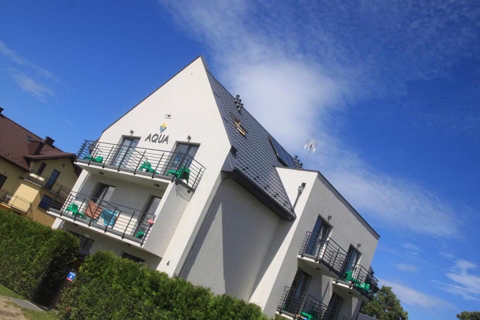 Property building, Garden, Area and facilities