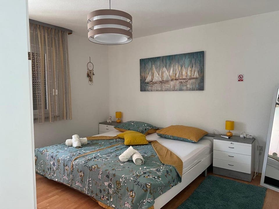 Bedroom, air conditioner