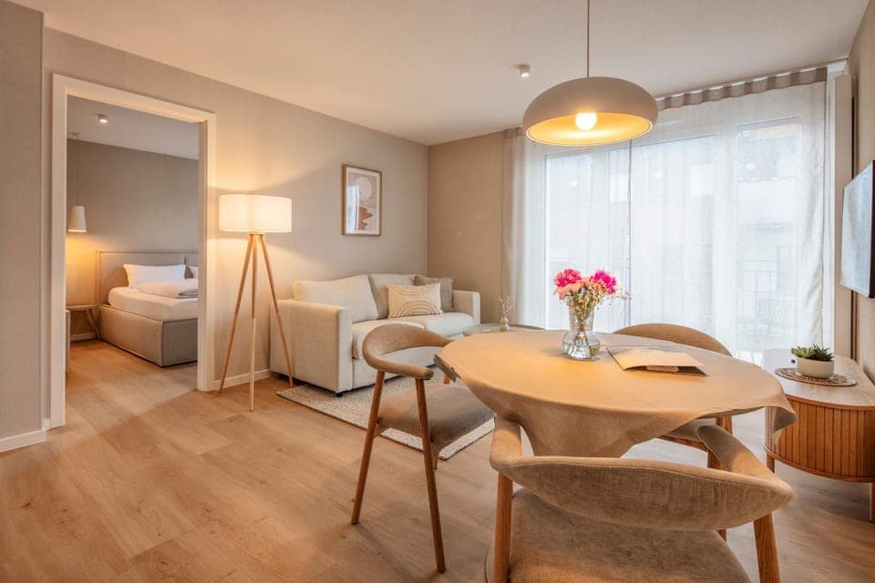 Living room, Dining area, Bedroom