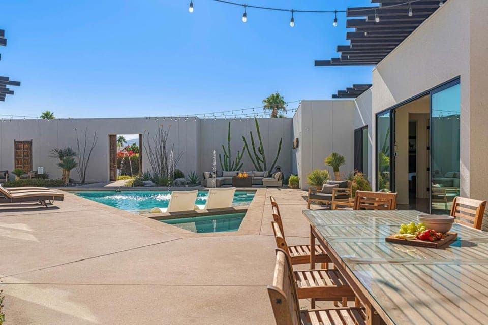 Spectacular Resort-Style Oasis by Rather Be Properties House in Palm Springs