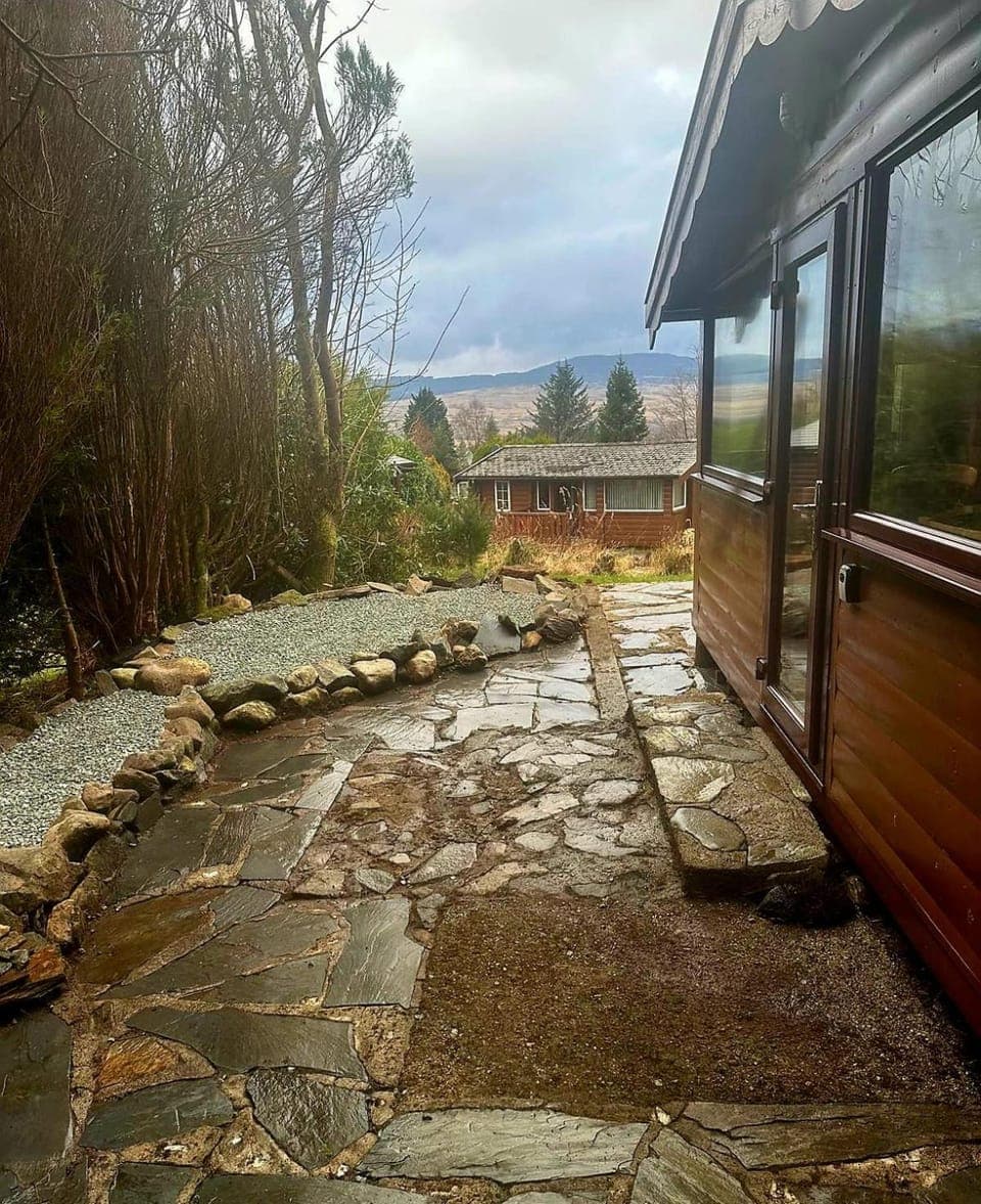 Property building, Garden, Garden view, Mountain view