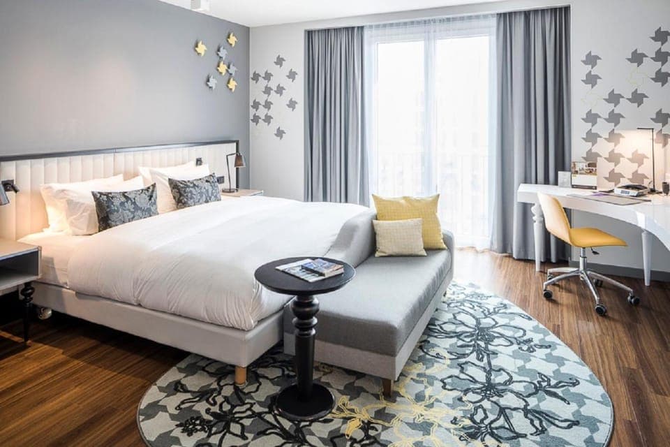 Photo of the whole room, Decorative detail, Bedroom