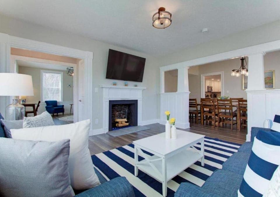 TV and multimedia, Living room