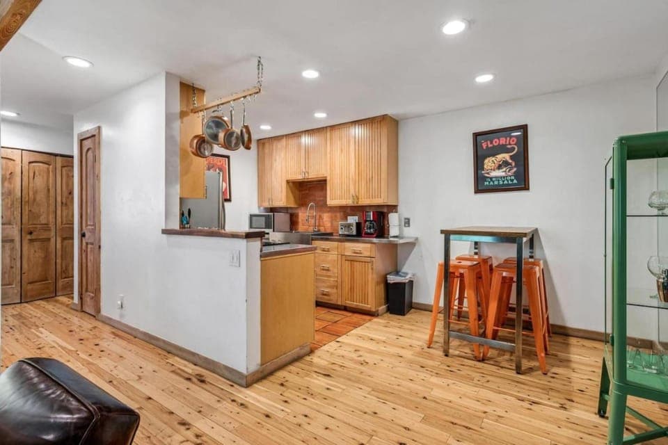 Coffee/tea facilities, Kitchen or kitchenette