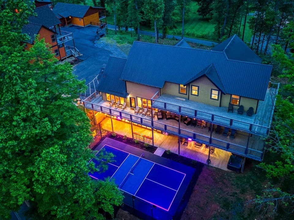 Property building, Night, Neighbourhood, Bird's eye view, Game Room, Balcony/Terrace