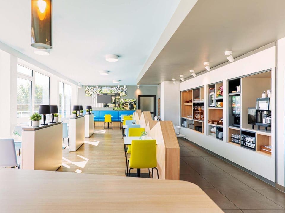 Lobby or reception, Breakfast