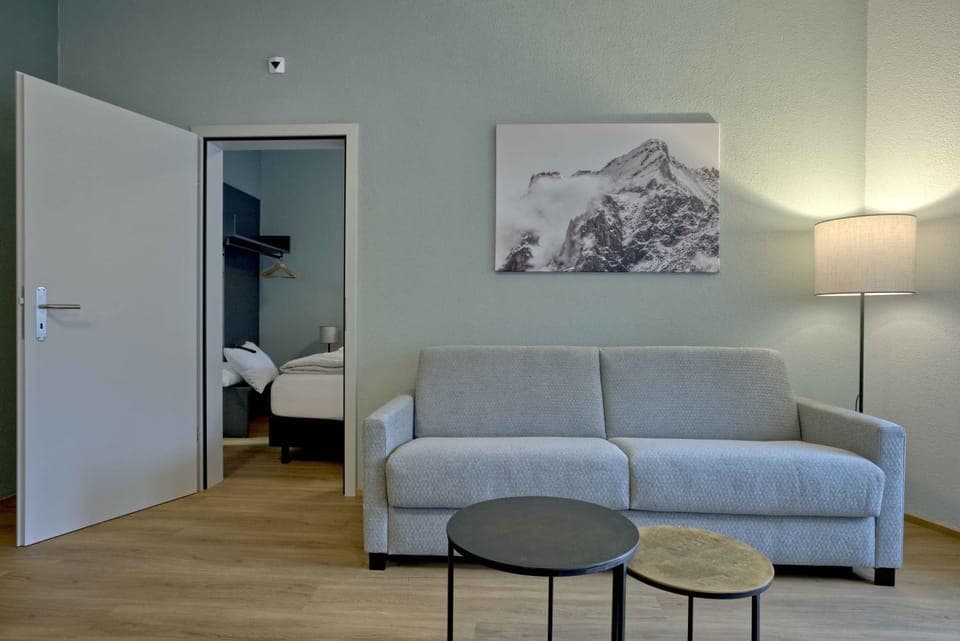 Bed, Seating area, Bedroom